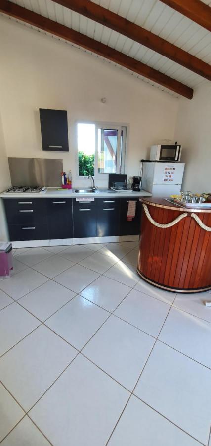 Les Cottages De Roseau Capesterre-Belle-Eau Esterno foto
